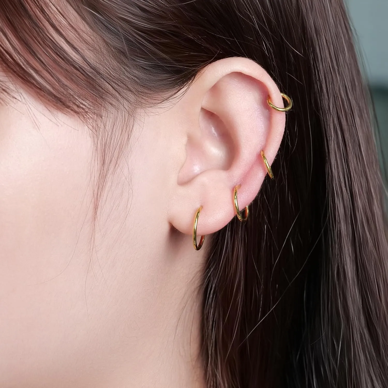 limerencia Small Hoop Earrings for Women, Hypoallergenic Titanium Huggie Hoop Earrings Set G23 Piercings Cartilage Earrings Set for Women Sensitive Ears (No stones Gold, 6mm)
