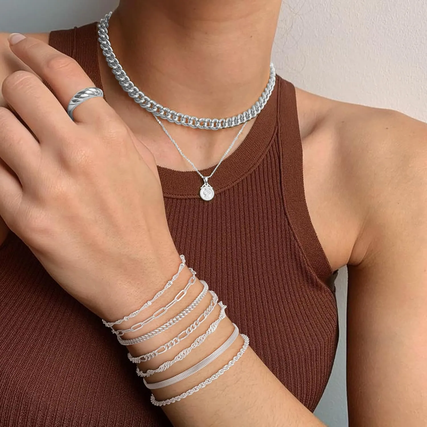 Reoxvo Dainty Bracelets for Women Trendy, Sterling Silver Plated Brass Link Chain Charm Bracelet Set for Women Stack 14K Gold Plated Brass Link Bracelets Jewelry Gift for Women