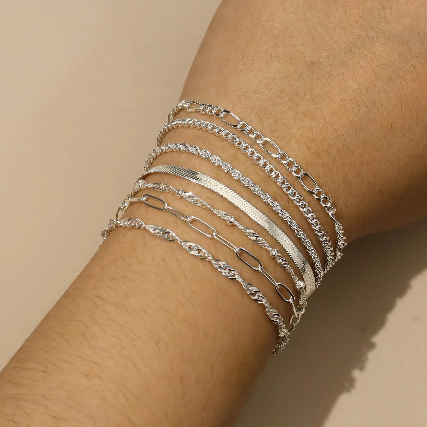 Reoxvo Dainty Bracelets for Women Trendy, Sterling Silver Plated Brass Link Chain Charm Bracelet Set for Women Stack 14K Gold Plated Brass Link Bracelets Jewelry Gift for Women