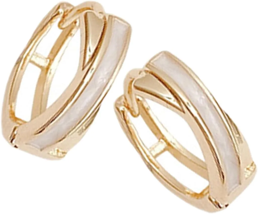 Tiny Gold Hoop Earrings for Women Small Hoops Earrings Minimalist Jewelry Geometric Design Fashion Accessory